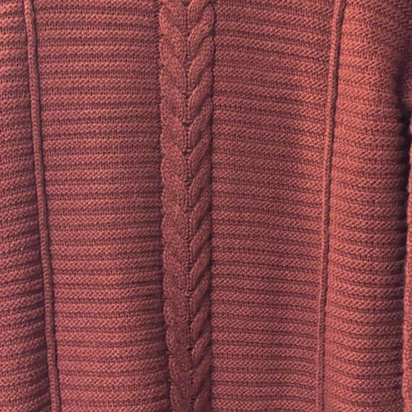 Cable & Gauge Cardigan Burgundy Large - Picture 8 of 9